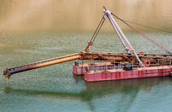 subsea cable & pipeline trenching